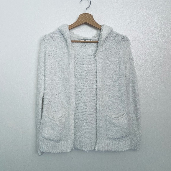 Abercrombie & Fitch kids Cozy White Hooded Cardigan - Picture 1 of 5